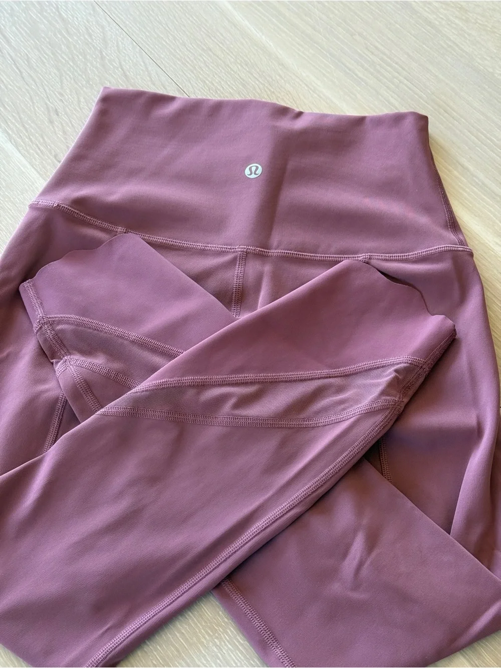 Lululemon Wunder Under Crop II Hi-Rise Scallop 24” Leggings, Plum Size 6